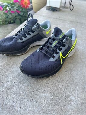 Nike Air Zoom Pegasus 38 men’s size 7.5